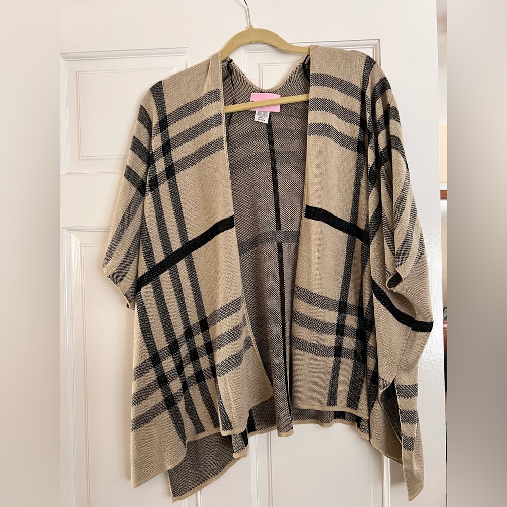 Sweet & Sinful Plaid Poncho Cardigan Size Medium NWOT